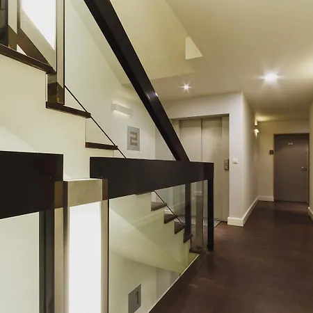 3-bedroom With Balcony- Krowoderska *