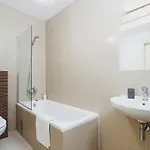 3-bedroom With Balcony- Krowoderska * Краков